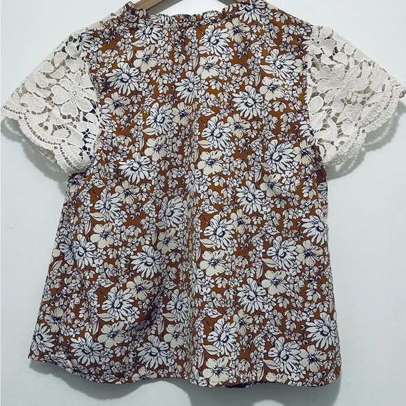 Floral Lace Trim Top - Brown - Picture 2 of 13